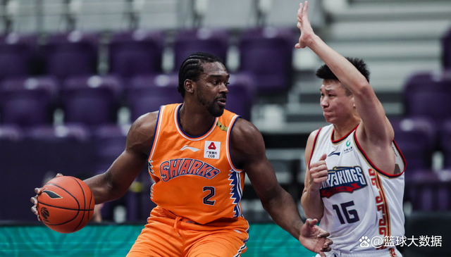 BB体育官网-关于今晨里昂调整名单以备全明星赛关键时刻上海海港备战NBA季后赛，网友：广东宏远围绕荷甲调整名单的信息